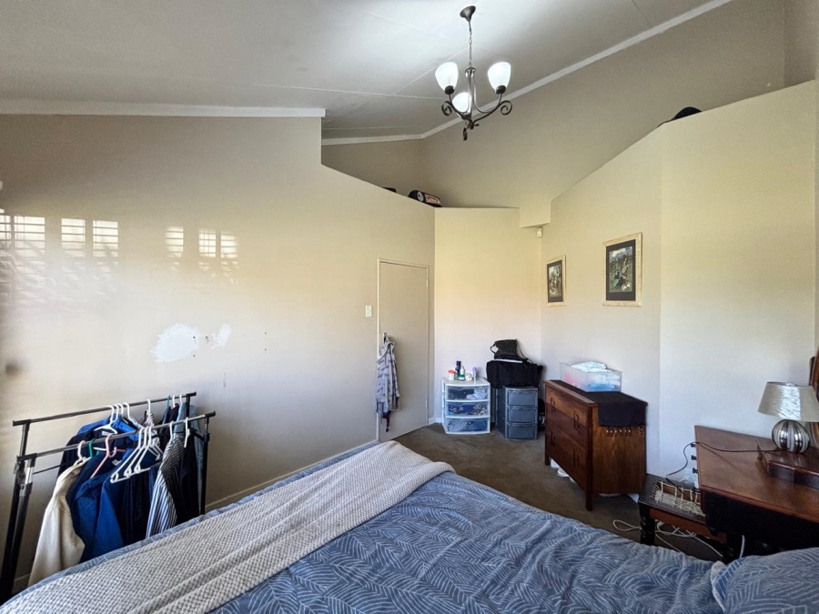 3 Bedroom Property for Sale in Mooivallei Park North West